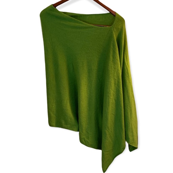 Jackets & Blazers - Cashmere poncho